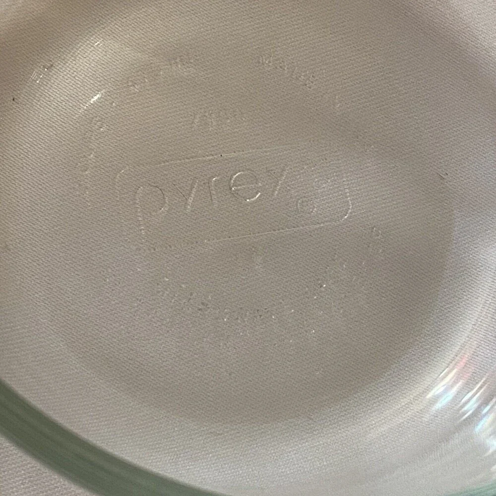 PYREX 7200 Bowl 2 Cups - 470 ml Capacity Green Tint Microwave Safe